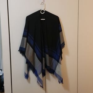 Black & blue plaid trim wrap